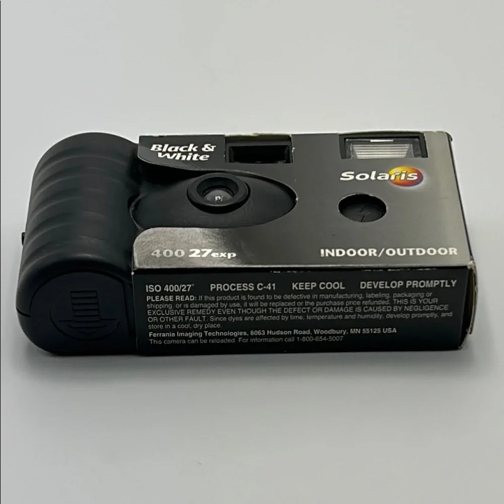 Solaris Black White Disposable Camera 400 27exp Indoor/ Outdoor